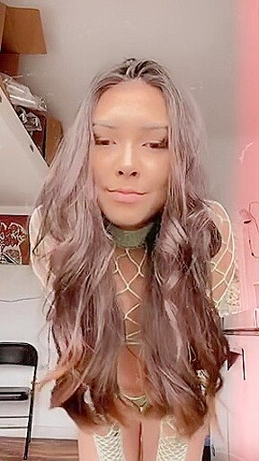 [email Protected][email Protected] Nipple Slip