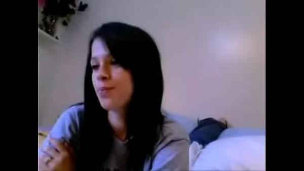 watch ella in webcam